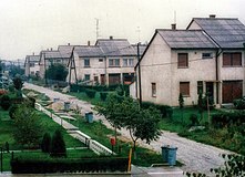 A falu első kertvárosi része, a Radnóti lakótelep 1987-ben