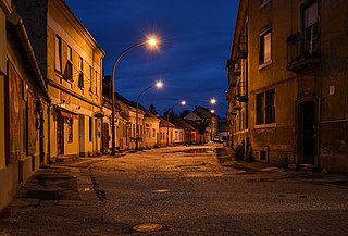 Éjszaka Esztergomban – Simor János utca