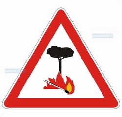 Divieto assoluto di accendere fuochi o utilizzare strumenti che producano fiamme, scintille o braci