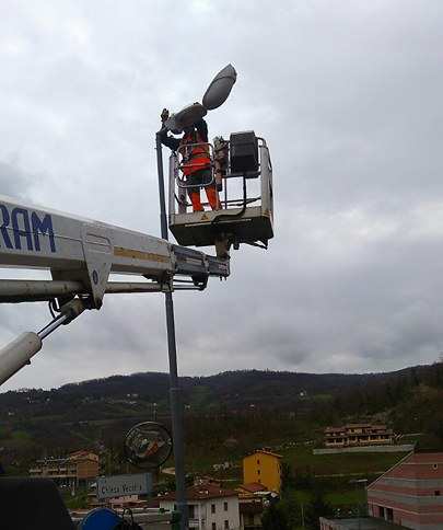 Nuovi impianti led al comune di Castiglione che per aumentare i risparmi si affida ai dipendenti