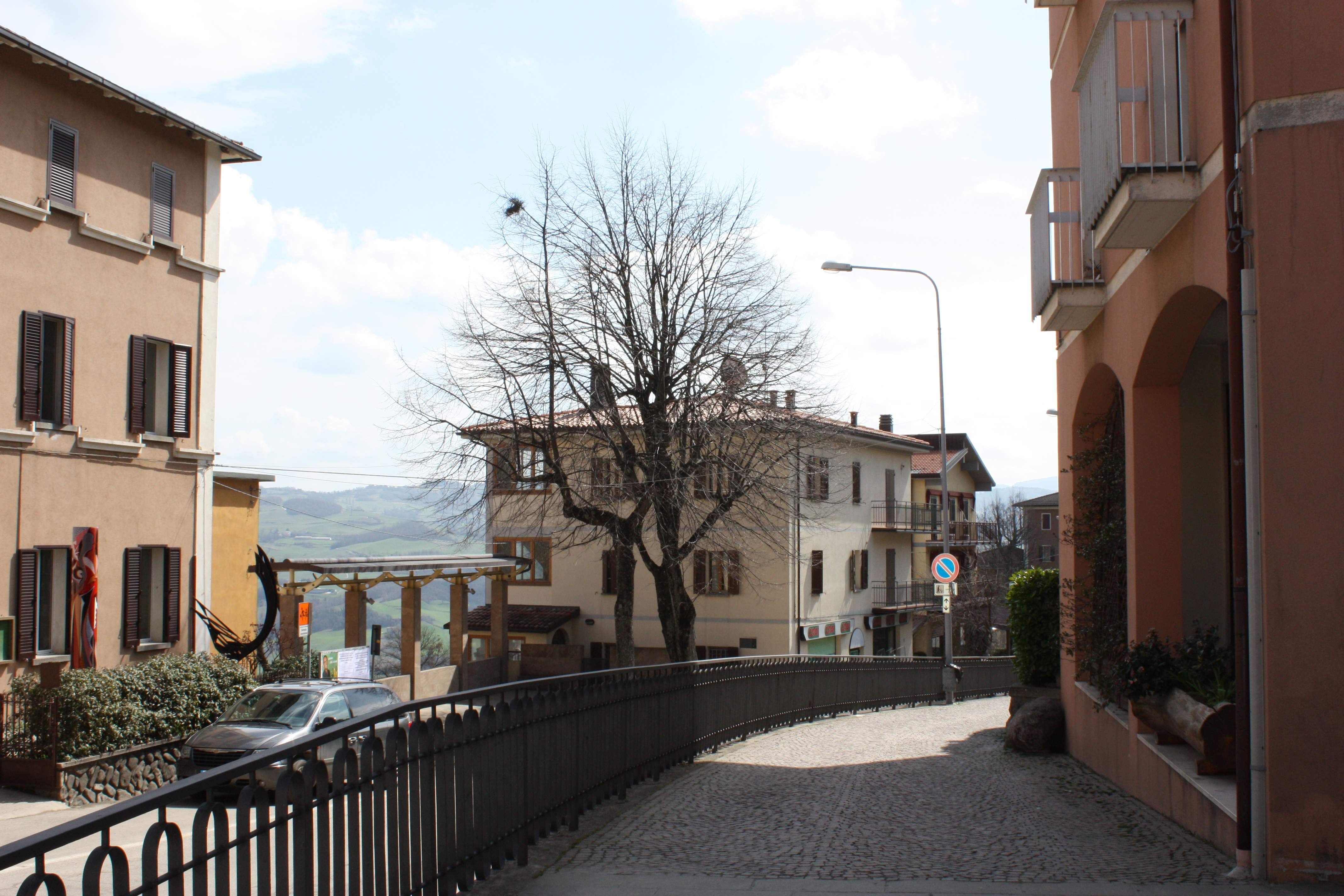 Festa del borgo a Monzuno: fiori, prodotti tipici e artigianato per le vie del paese
