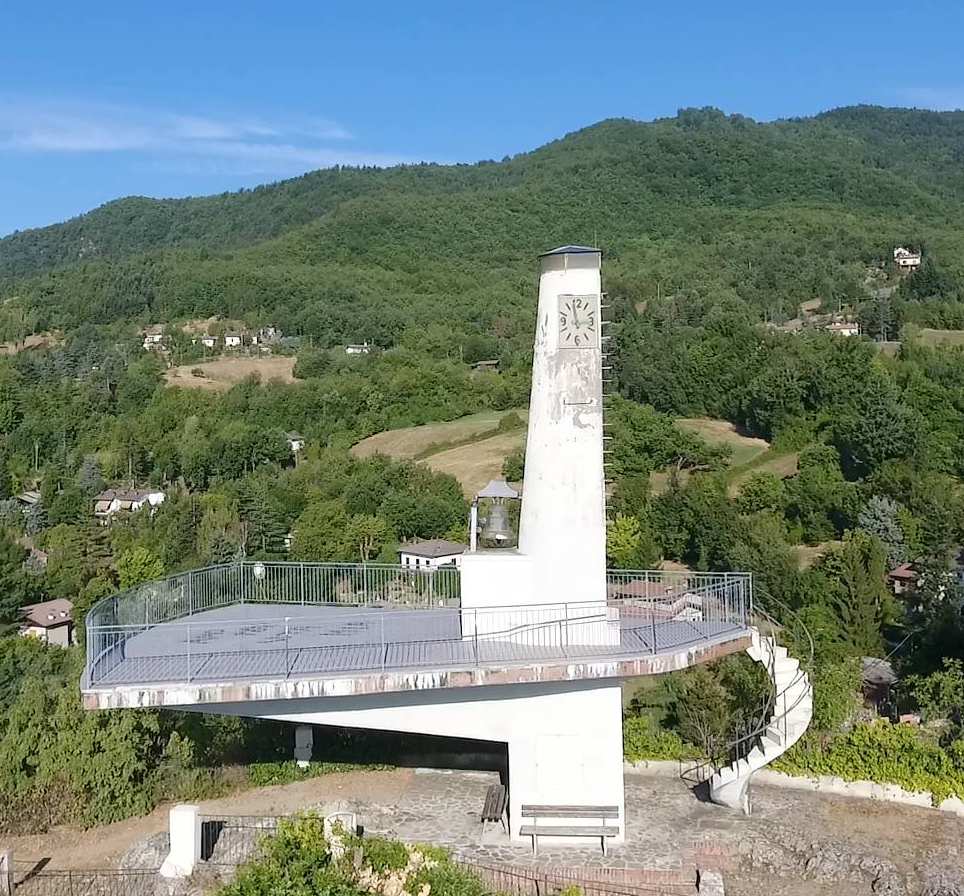 Avviata una raccolta fondi per restaurare il Faro di Gaggio Montano
