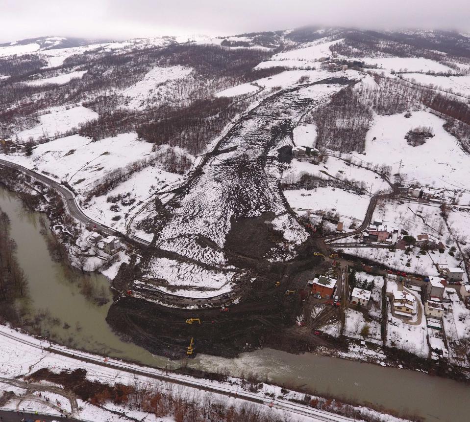 Le grandi frane dell’Appennino: un convegno di studi per geologi alla Rocchetta Mattei 