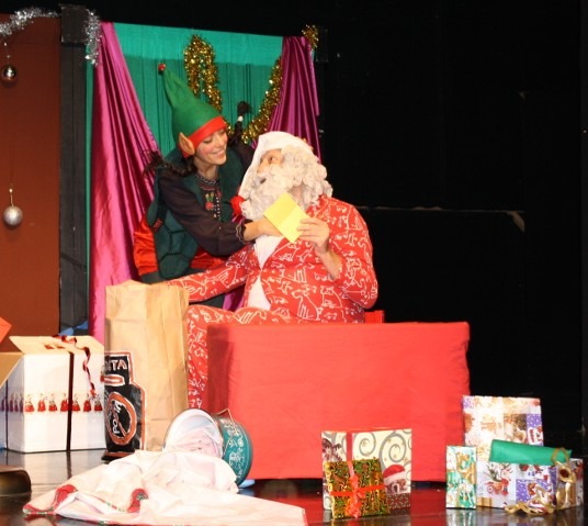 A teatro con Babbo Natale: quattro date in Appennino per lo spettacolo dedicato ai più piccoli