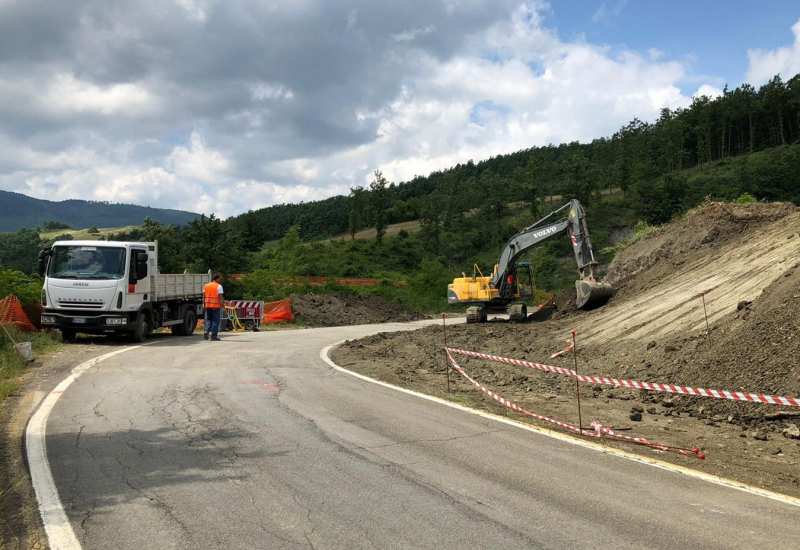 Frane: cantiere da due milioni di euro a Sparvo (Castiglione) per la messa in sicurezza della strada