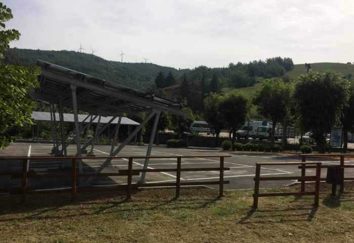 San Benedetto investe sul risparmio energetico: posti auto  ricoperti da pannelli fotovoltaici