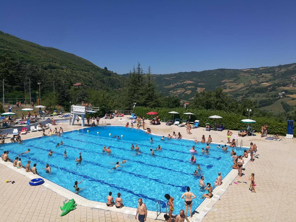 Nuovo gestore per la piscina comunale di Castiglione e 65 mila euro di interventi