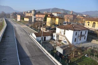 Inaugurato il 5 Aprile 2014 il Parcheggio scambiatore e sottopasso della stazione F.S. di Vergato.